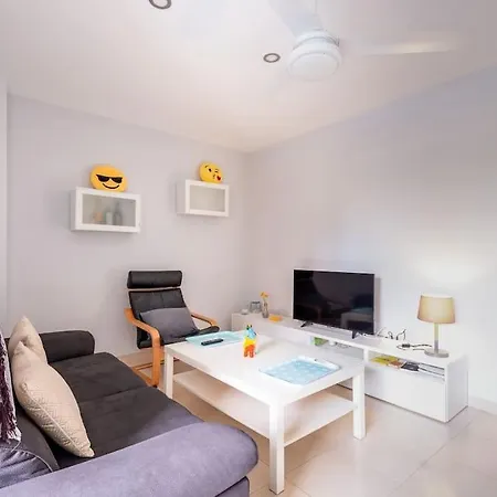 2 Bed Near The With Pool El Campello